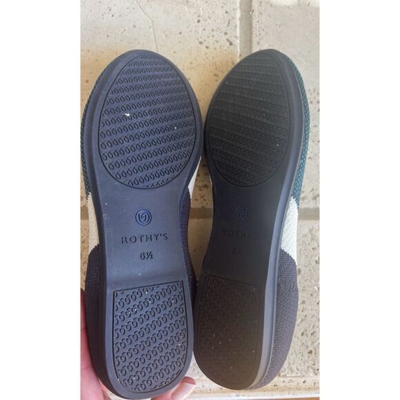 Rothy's Spruce Prep Loafer Women's Size 6.5
Green, Navy, and White - Picture 8 of 13